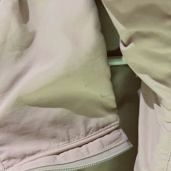 Lululemon Size 6 Jacket Colour Pink - Picture 3 of 5